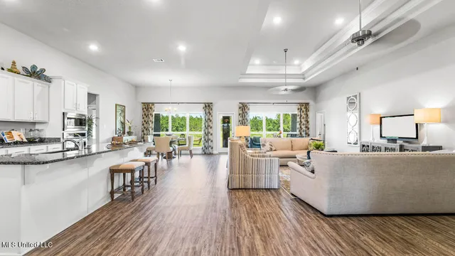 $510,900 | 6628 Palm Pointe Drive, Ocean Springs, MS 39564