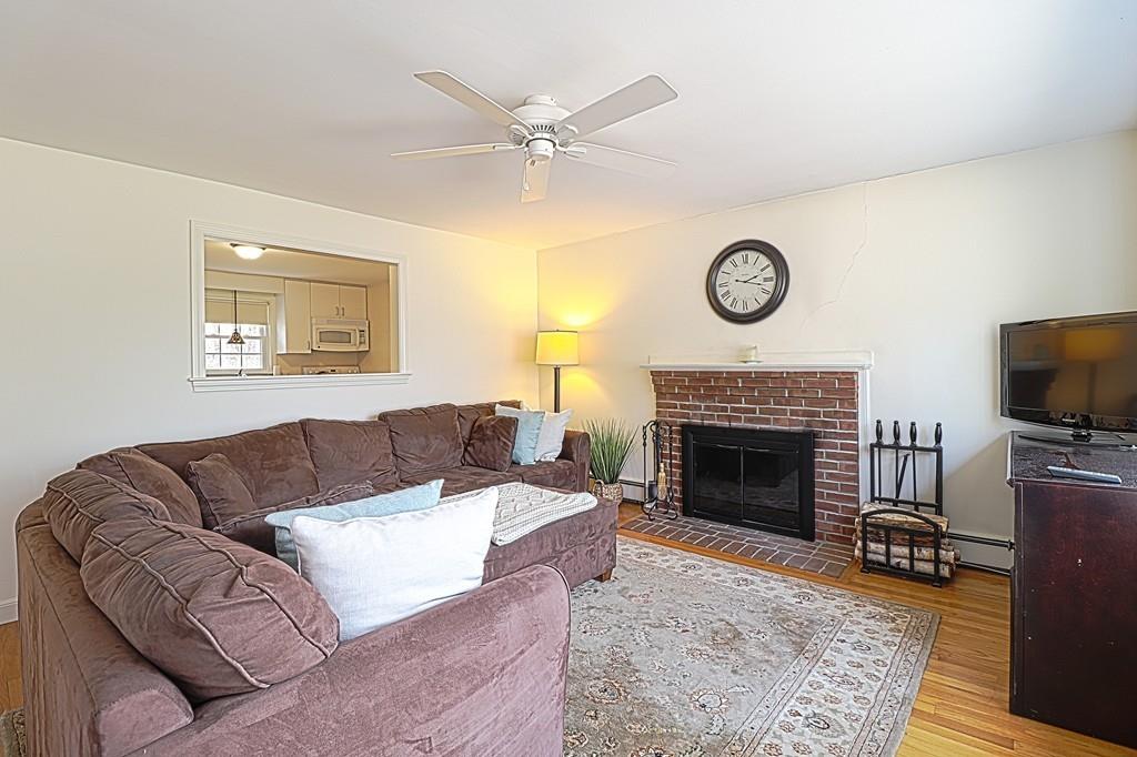 48 Alden Road Concord, MA 01742 - Photo 3 of 13 Gallery Image 3