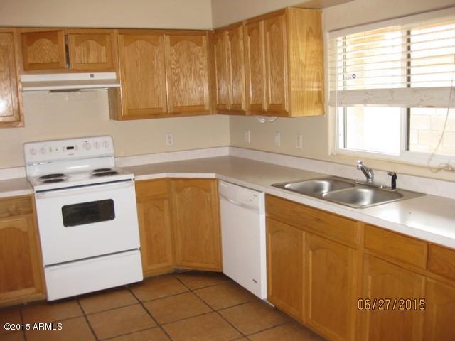 2115 West Roeser Road Phoenix, AZ 85041 - Photo 5 of 18 IMG_3190