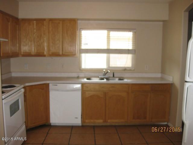 2115 West Roeser Road Phoenix, AZ 85041 - Photo 8 of 18 IMG_3197