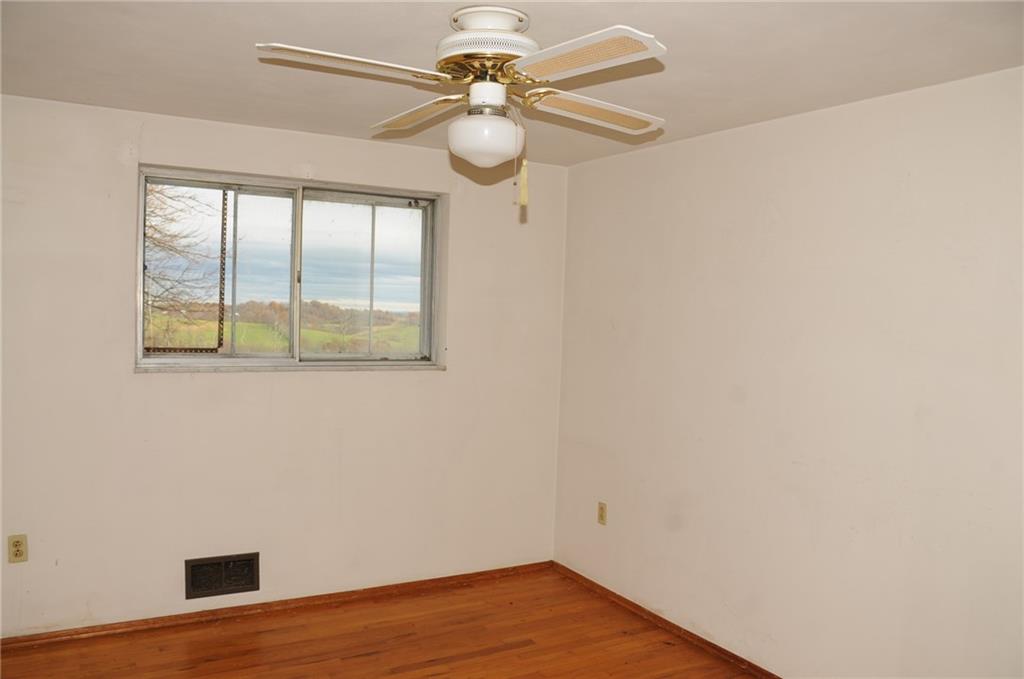 1232 McAdams Road Washington, PA 15301 - Photo 6 of 18