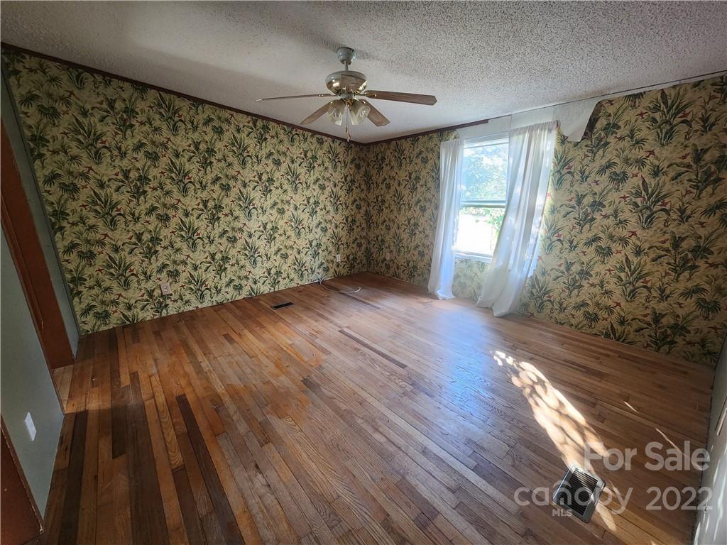 1057 Perla Road York, SC 29745 - Photo 12 of 18 Gallery Image 12