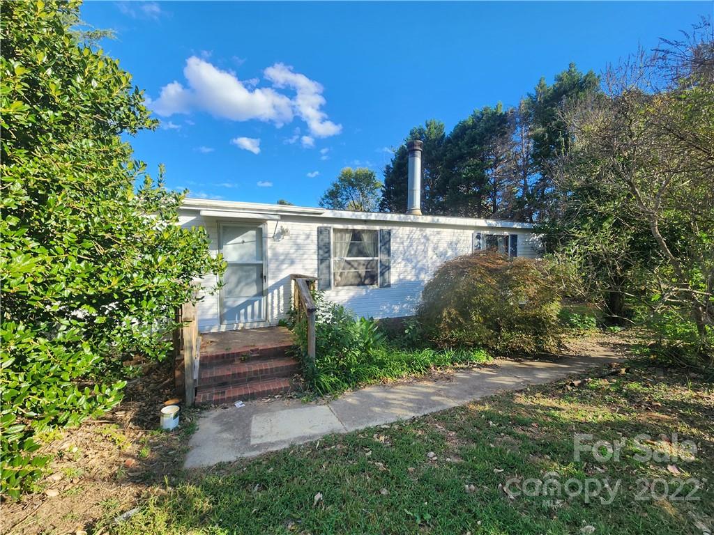 1057 Perla Road York, SC 29745 - Photo 4 of 18 Gallery Image 4