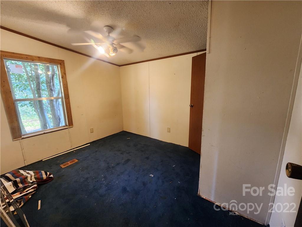 1057 Perla Road York, SC 29745 - Photo 9 of 18 Gallery Image 9