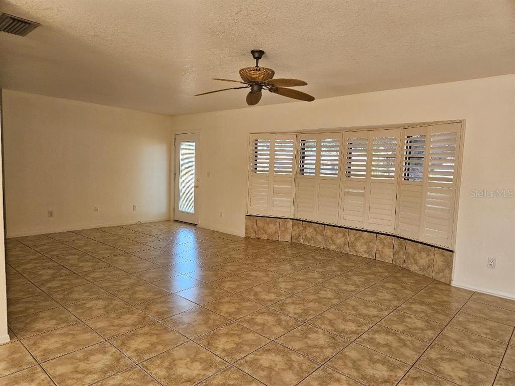 355 Spring Lake Boulevard Northwest Port Charlotte, FL 33952 - Photo 32 of 43