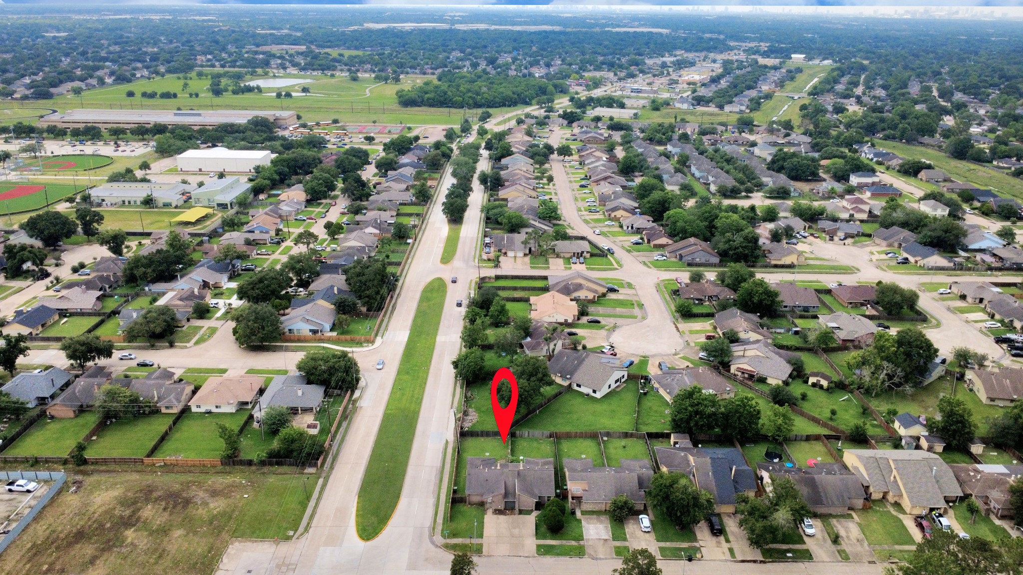 5444 Ridge Wind Lane Houston, TX 77053 - Photo 4 of 35 Left Unit