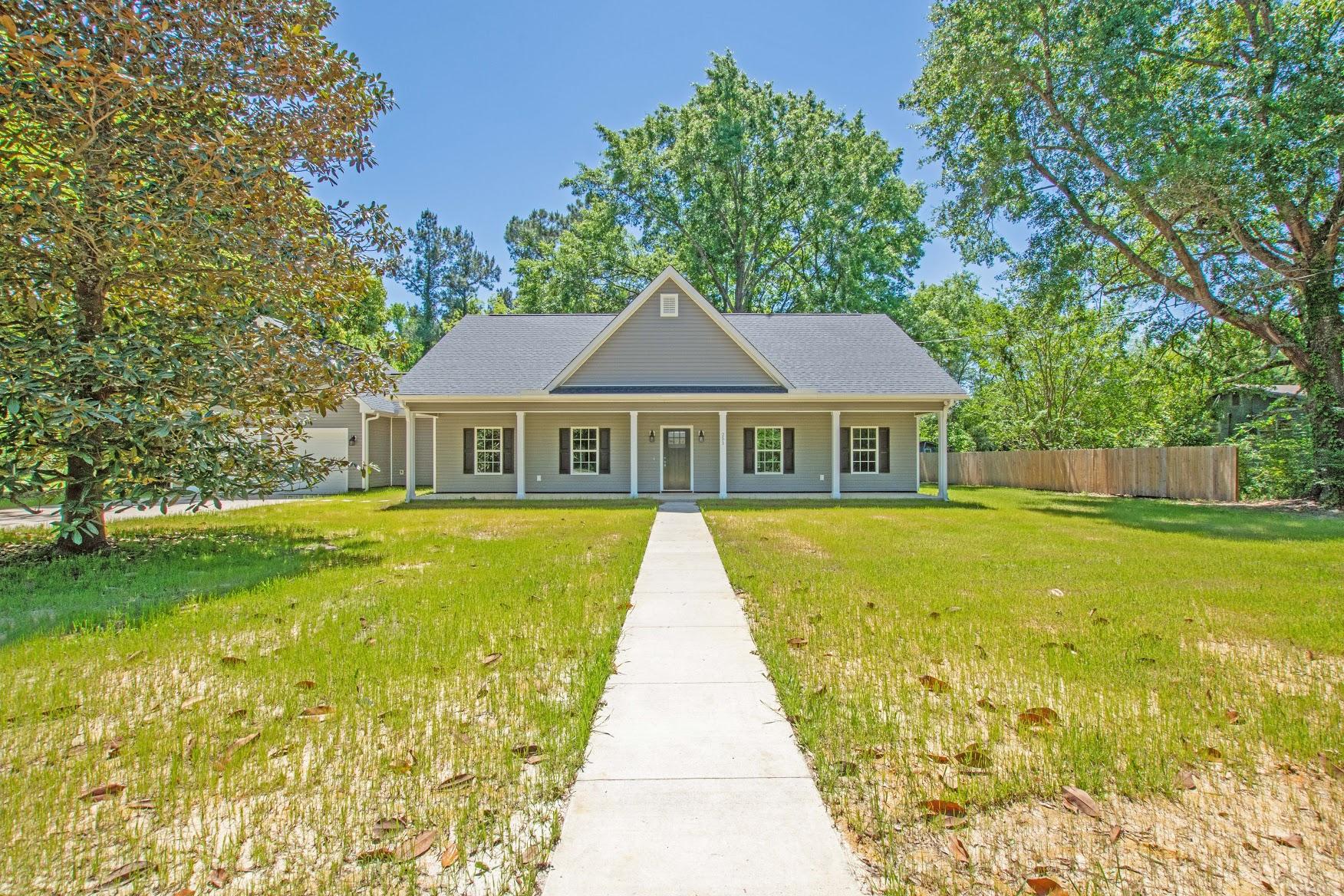 251 South Main Street Ridgeville, SC 29472 - Photo 1 of 45 0-1