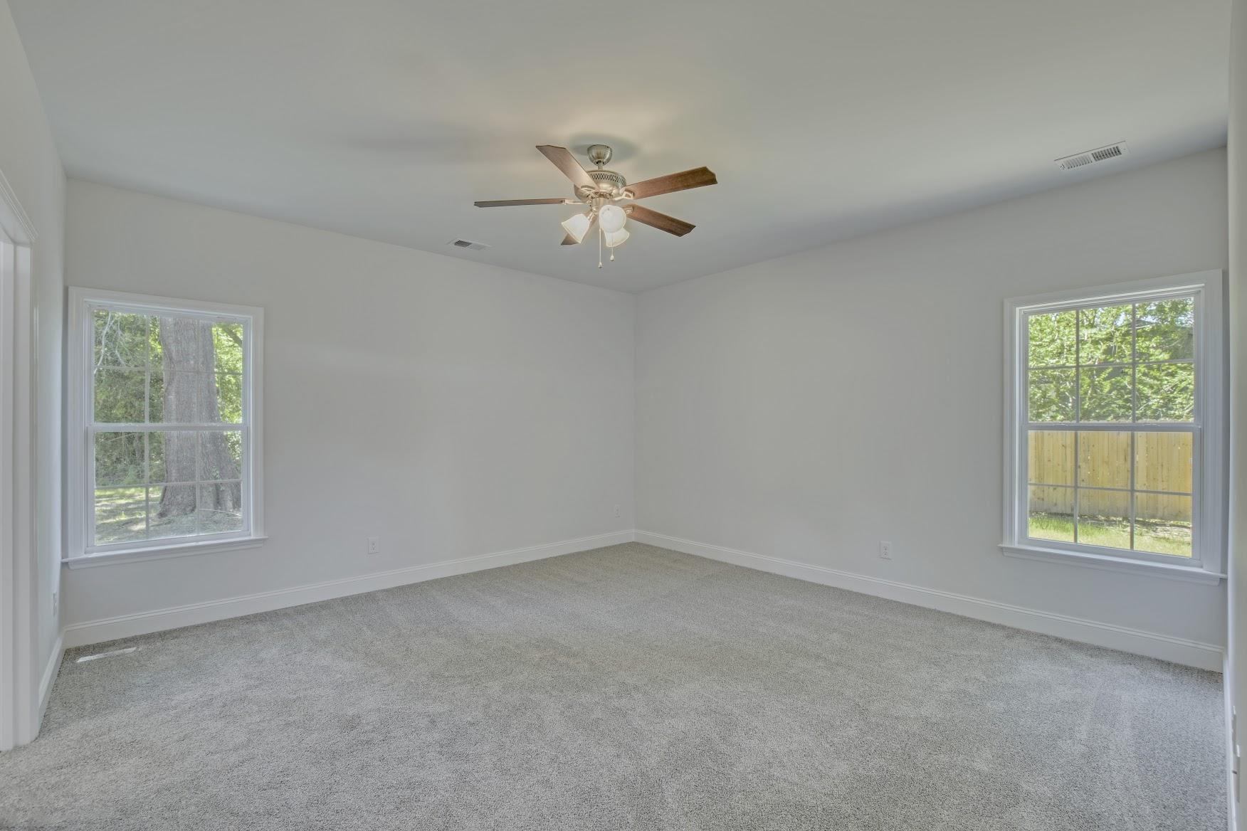 251 South Main Street Ridgeville, SC 29472 - Photo 31 of 45 8