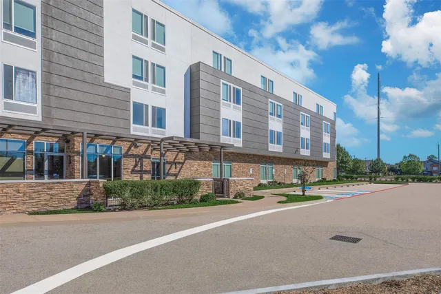 $1,025 | 1350 Broadfield Boulevard, Unit 126, Houston, TX 77084