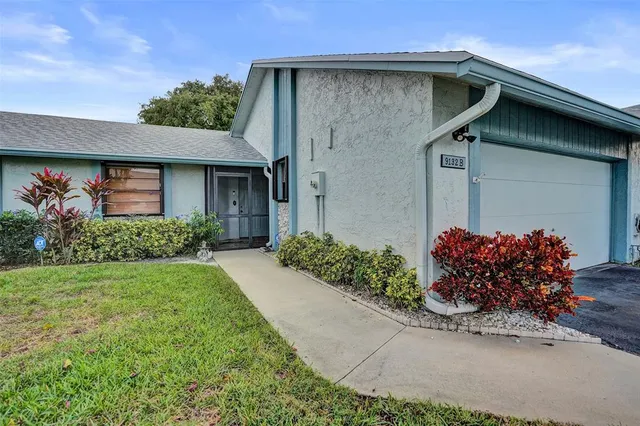 $430,000 | 9132 Southwest 20th Street, Unit B, Boca Raton, FL 33428