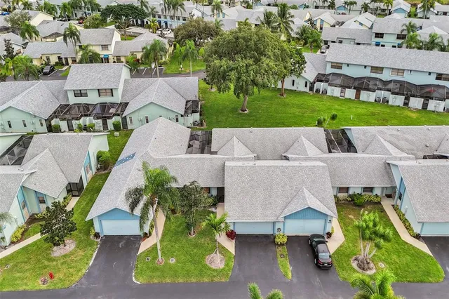 $430,000 | 9132 Southwest 20th Street, Unit B, Boca Raton, FL 33428