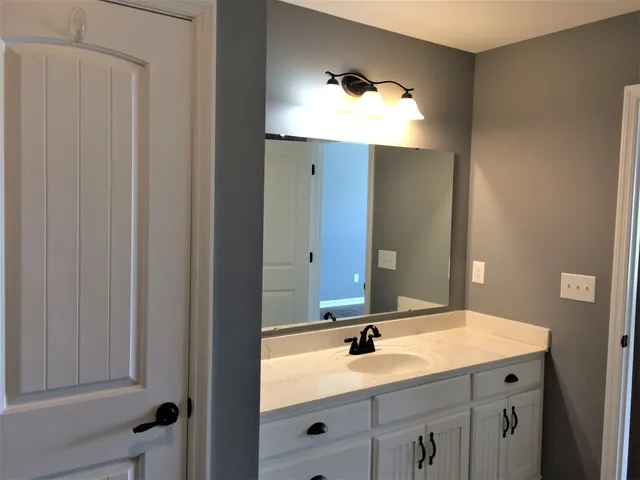 $1,800 | 37 Raspberry Drive, Winchester, TN 37398