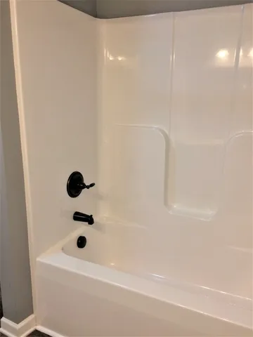 $1,800 | 37 Raspberry Drive, Winchester, TN 37398