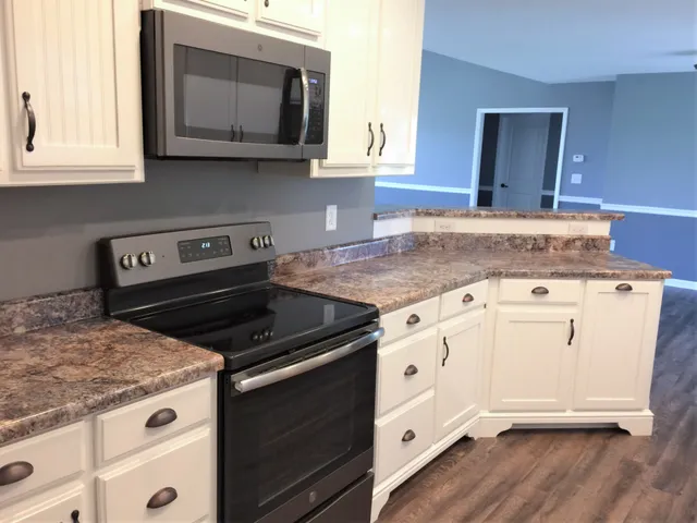 $1,800 | 37 Raspberry Drive, Winchester, TN 37398