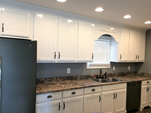 $1,800 | 37 Raspberry Drive, Winchester, TN 37398