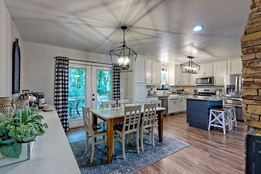 5221 Pine Crest Road Young Harris, GA 30582 - Photo 11 of 59