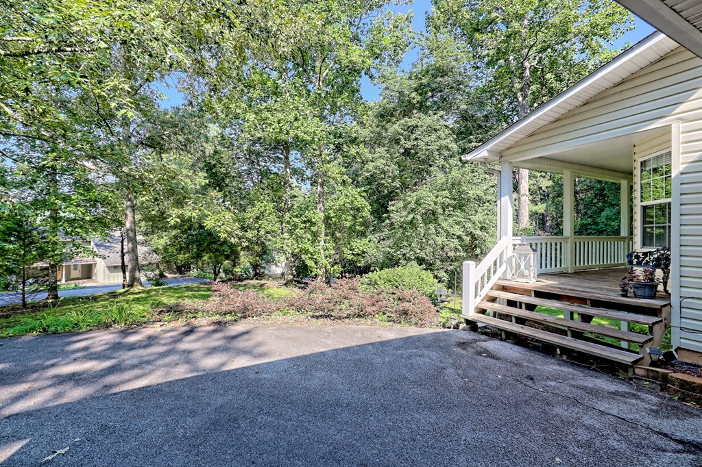 5221 Pine Crest Road Young Harris, GA 30582 - Photo 3 of 59