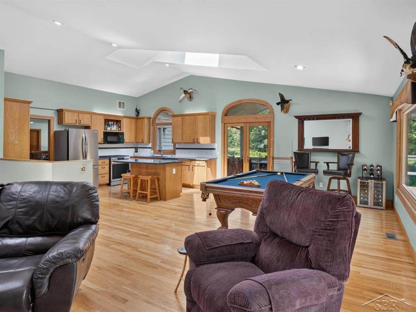 457 East Mier Road Midland, MI 48642 - Photo 8 of 53