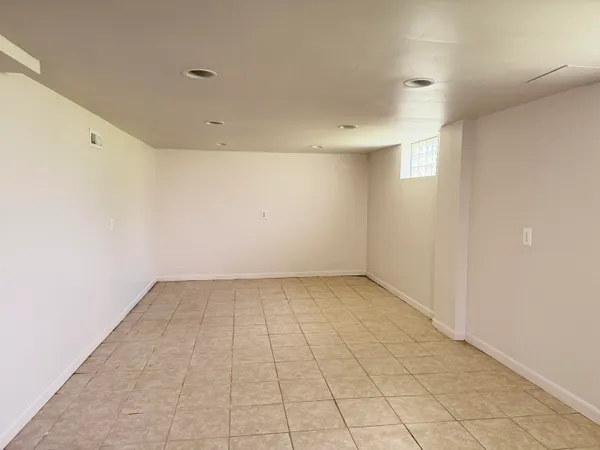 $149,900 | 22864 Piper Avenue, Eastpointe, MI 48021