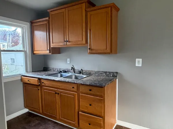 $149,900 | 22864 Piper Avenue, Eastpointe, MI 48021
