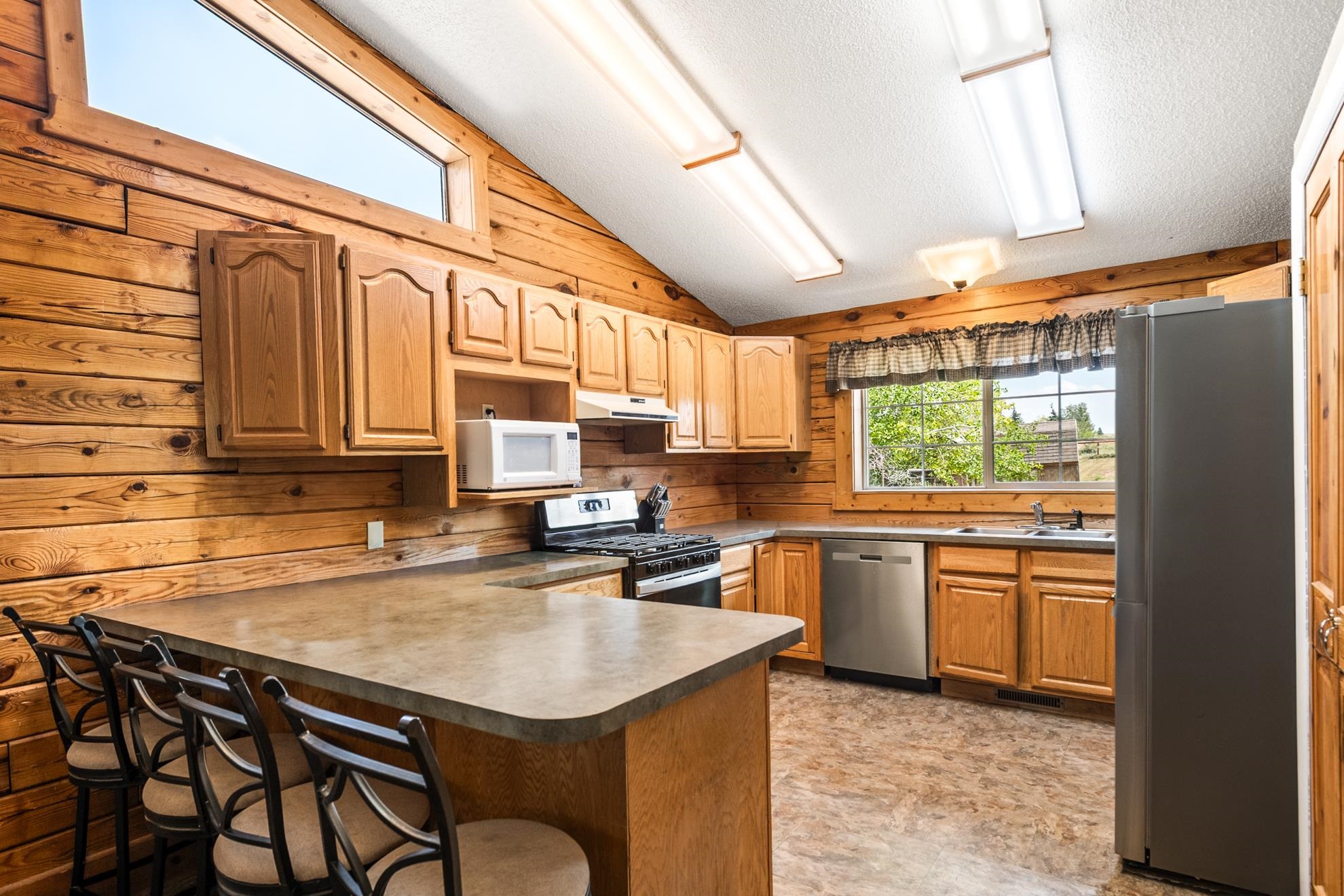 81 Walker Road Evanston, WY 82930 - Photo 5 of 33