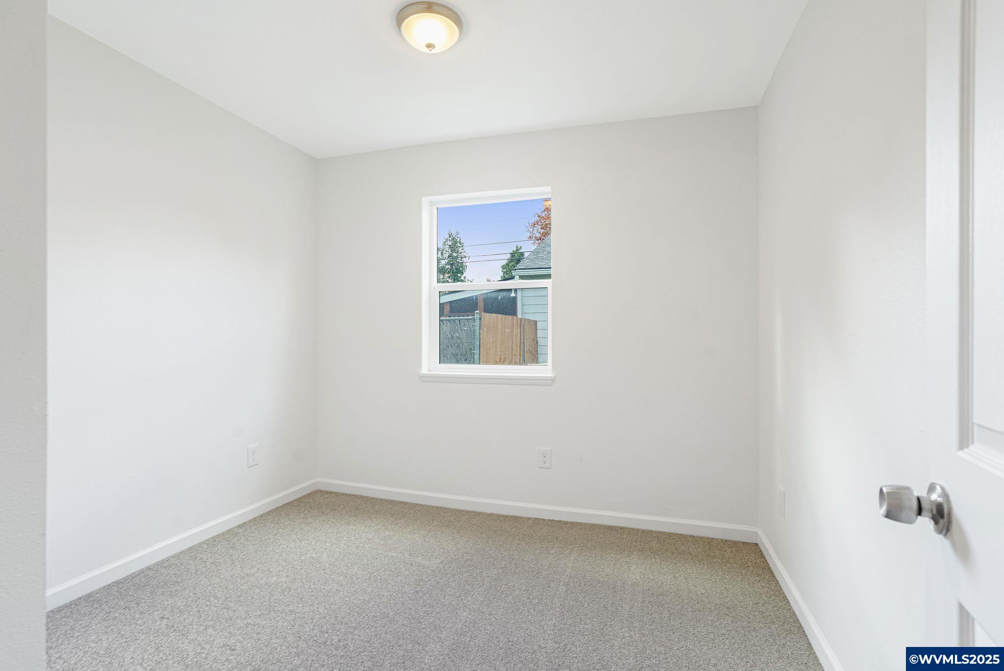 293 Southwest Walnut Avenue Dallas, OR 97338 - Photo 20 of 33 Gallery Image 20