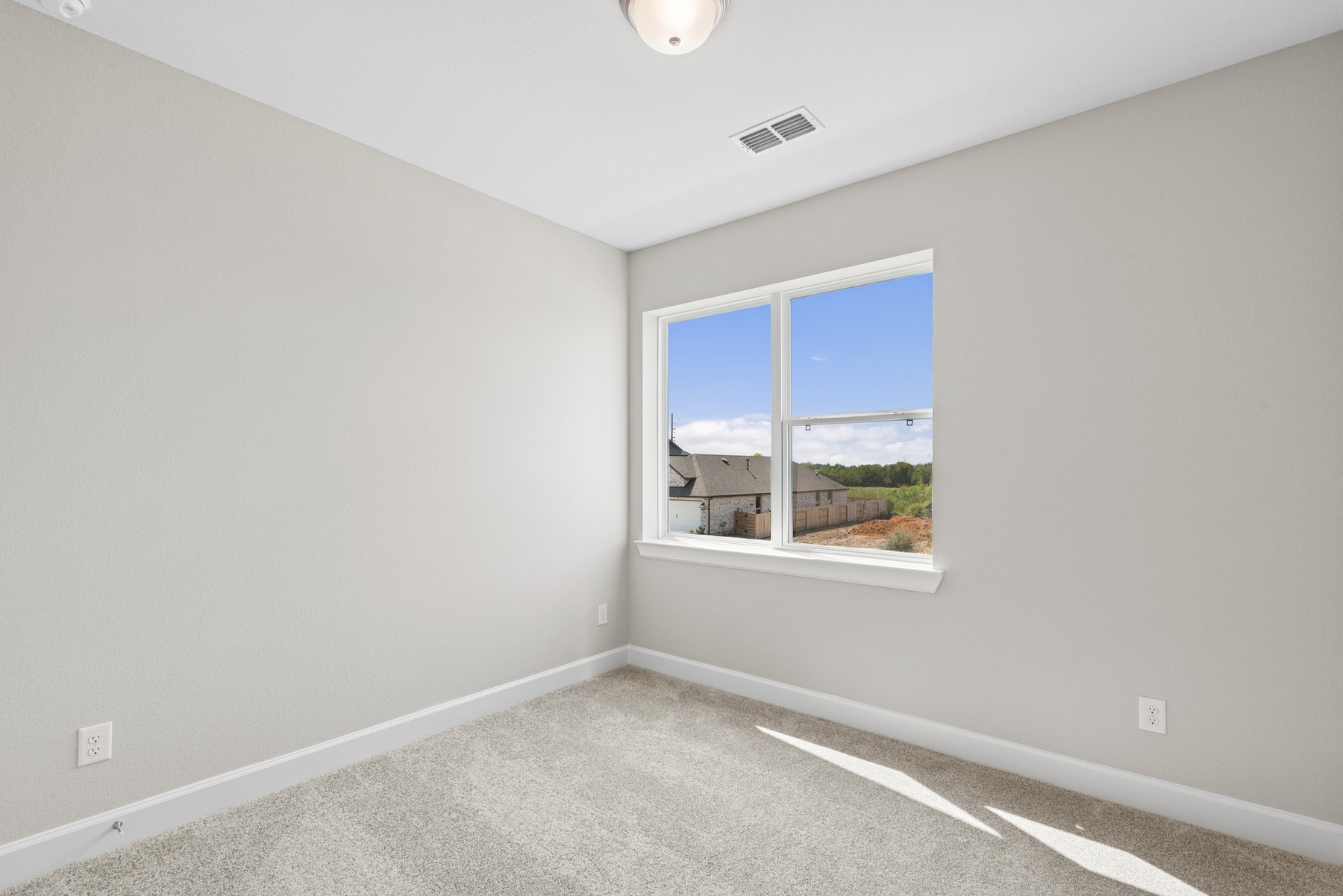 5515 Orangery Lane Manvel, TX 77578 - Photo 32 of 48 a view of an empty room with a window