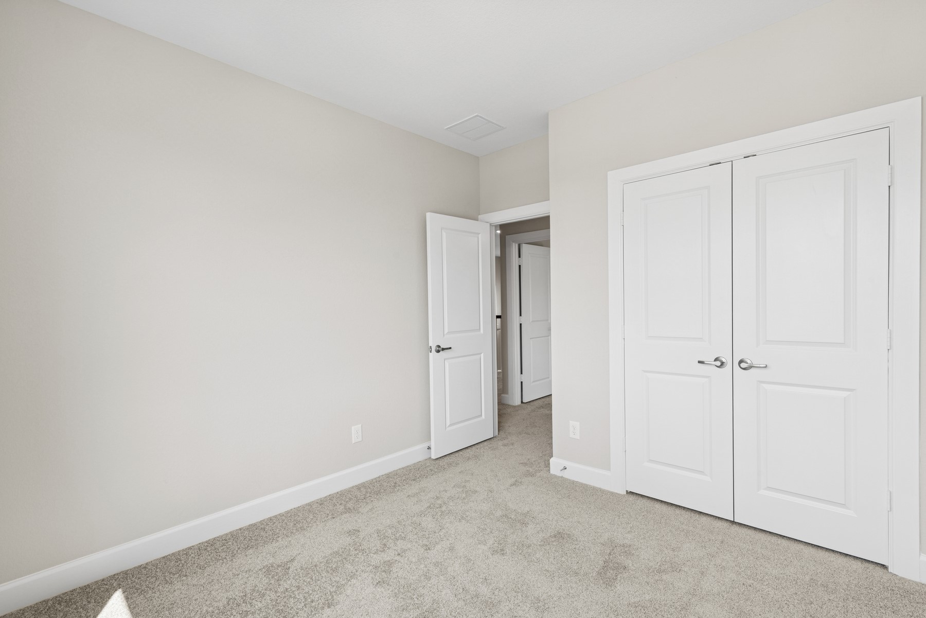 5515 Orangery Lane Manvel, TX 77578 - Photo 33 of 48 a view of an empty room