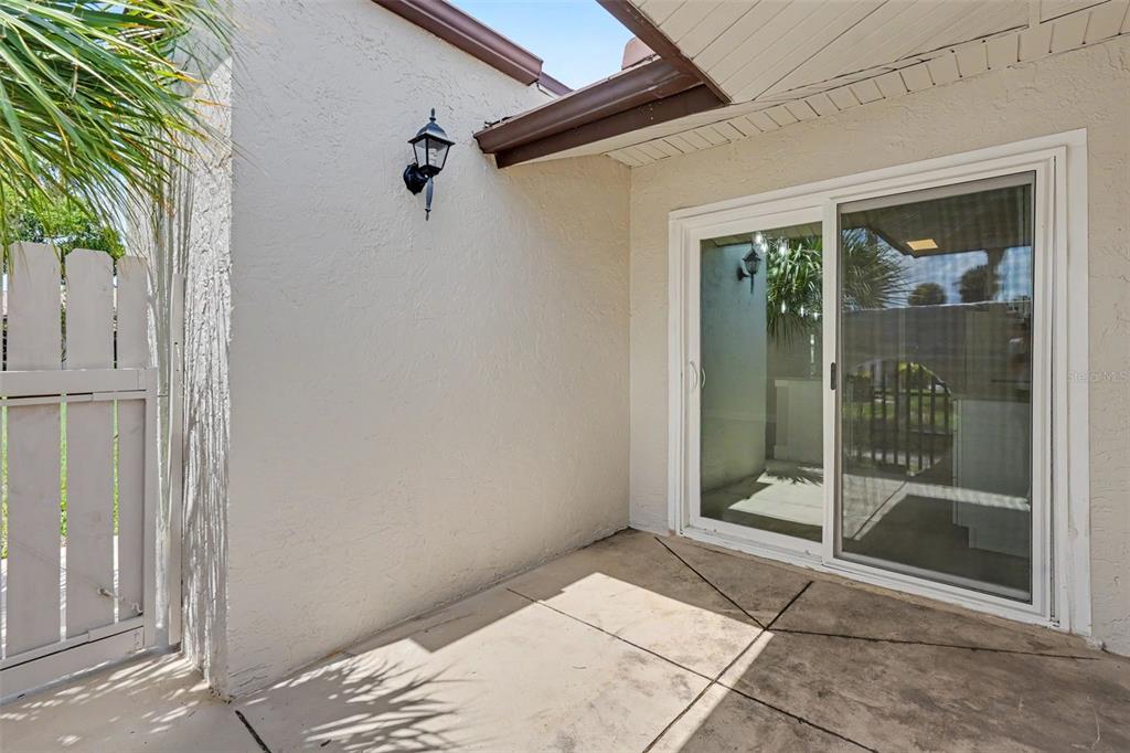 1502 16th Circle Southeast, Unit 28 Largo, FL 33771 - Photo 28 of 48