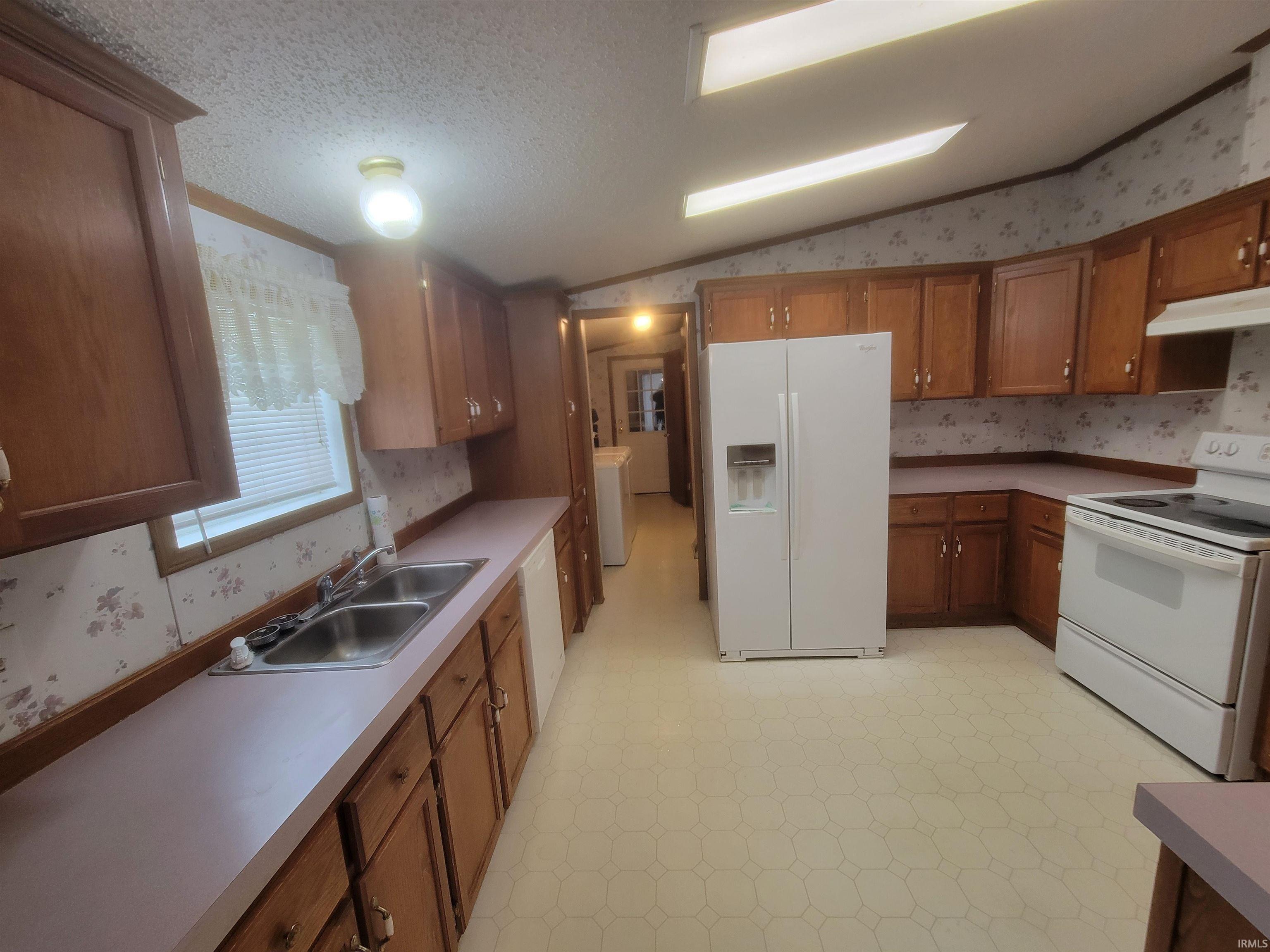906 East 450 South Portland, IN 47371 - Photo 18 of 25