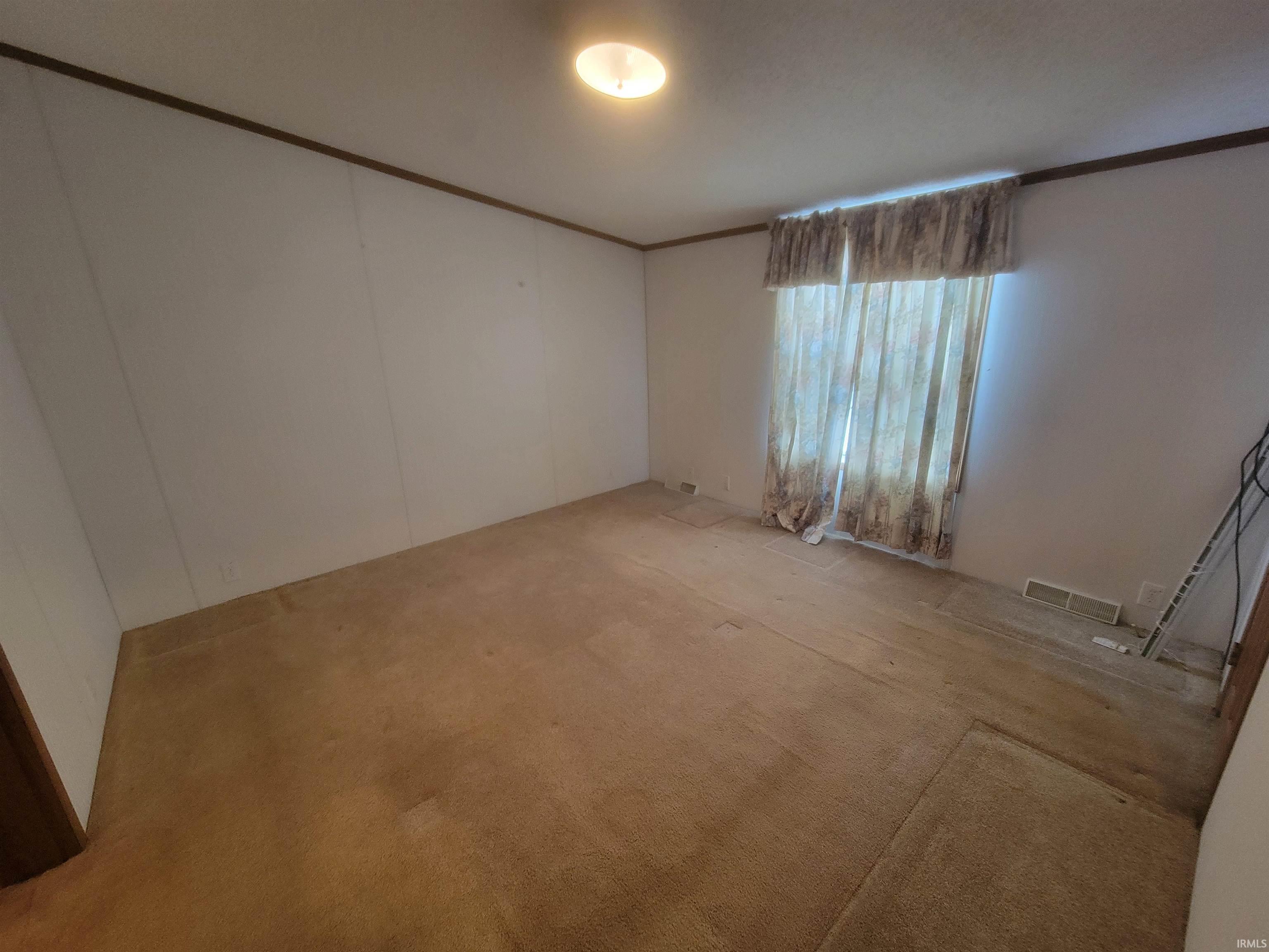 906 East 450 South Portland, IN 47371 - Photo 7 of 25