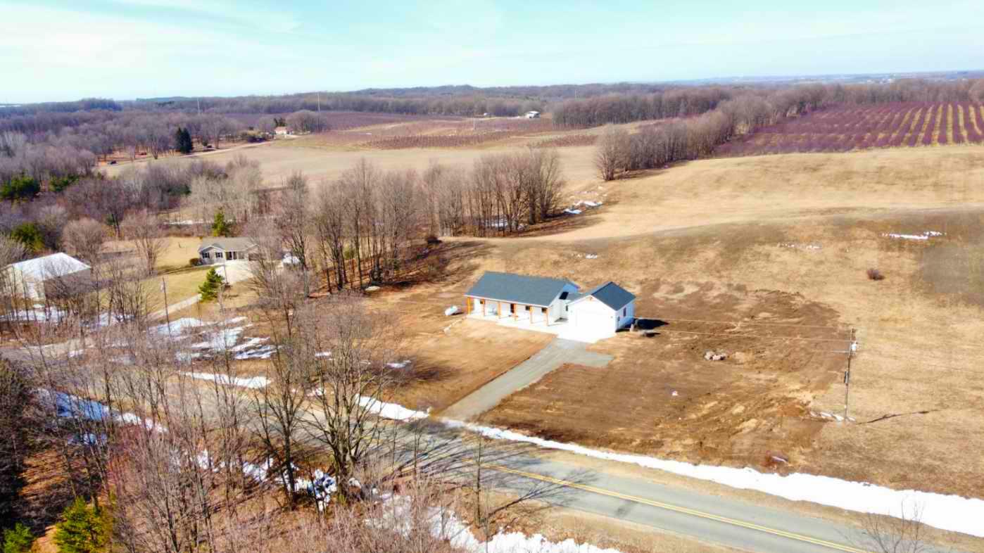 586 West Buchanan Road Shelby, MI 49455 - Photo 48 of 50 586 W Buchanan