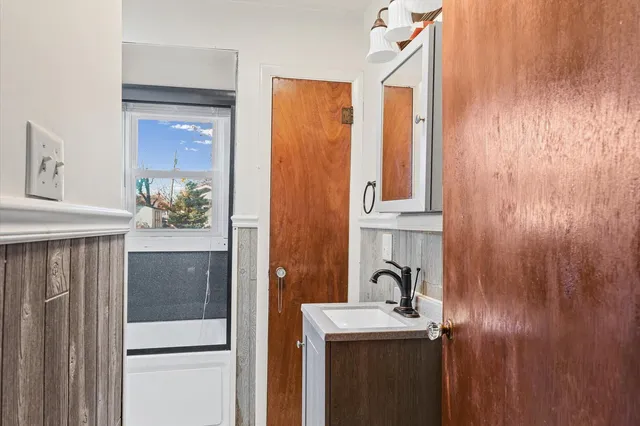 $74,900 | 1414 North Logan Avenue, Danville, IL 61832