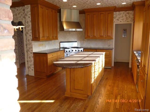 87 Cloverly Road Grosse Pointe, MI 48236 - Photo 18 of 50 granite kitchen