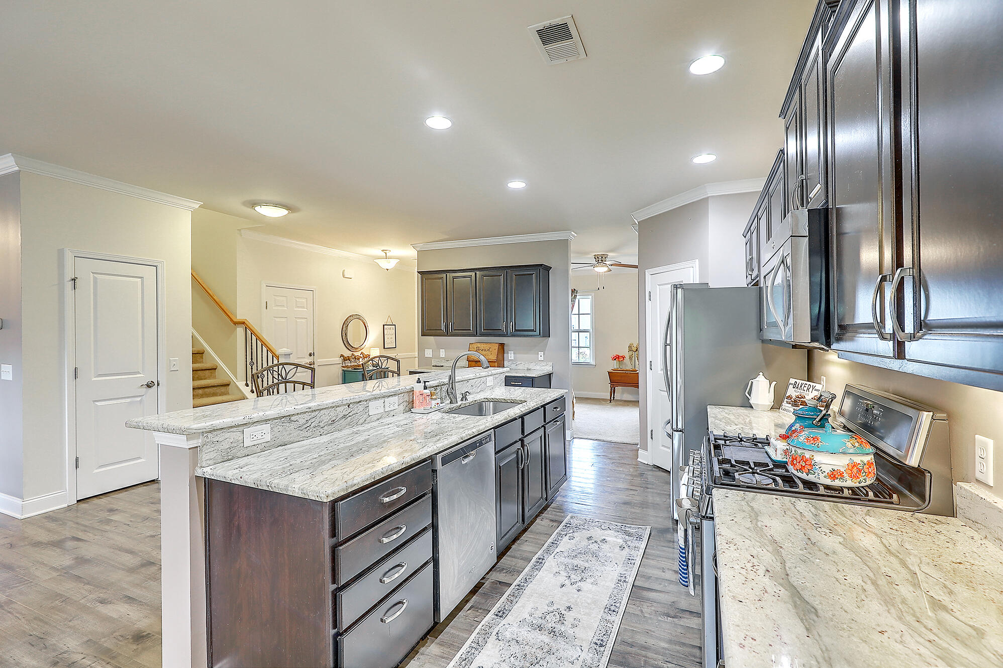 259 Decatur Drive Summerville, SC 29486 - Photo 14 of 39 stainless steel appliances