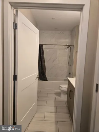 $2,400 | 145 Riverhaven Drive, Unit 533, National Harbor, MD 20745