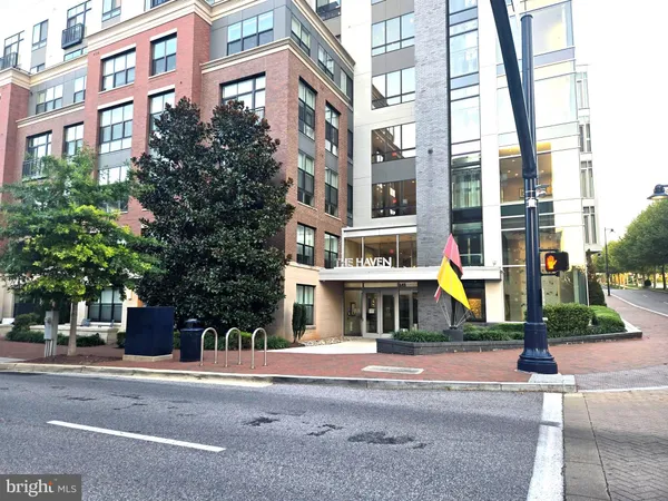 $2,400 | 145 Riverhaven Drive, Unit 533, National Harbor, MD 20745