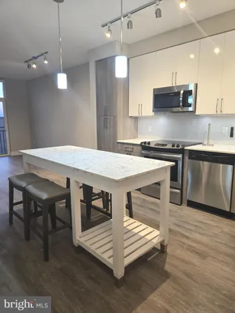 $2,400 | 145 Riverhaven Drive, Unit 533, National Harbor, MD 20745