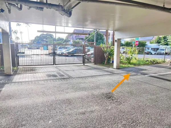$1,900 | 750 Kanoa Street, Unit 401, Honolulu, HI 96817