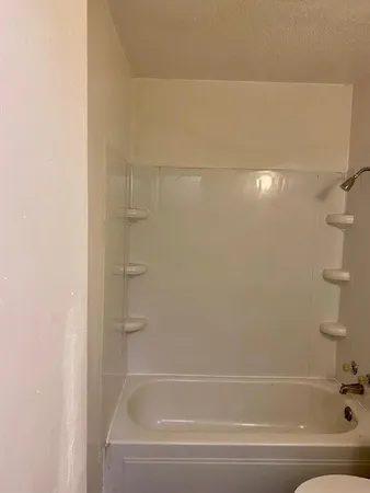 $720 | 1300 North Walnut Avenue, Friona, TX 79035