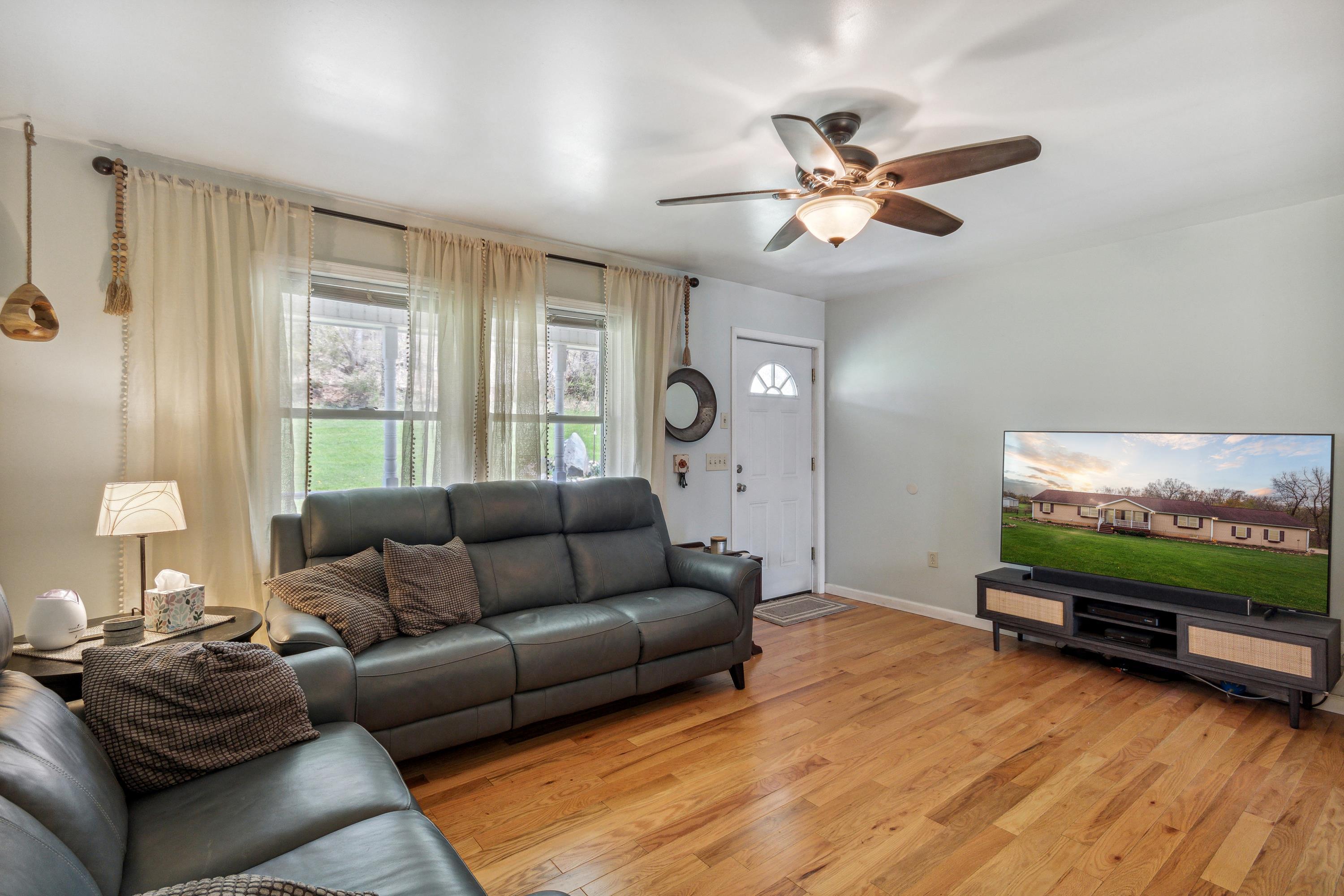 2979 Genesee Road Jonesville, MI 49250 - Photo 8 of 52 8