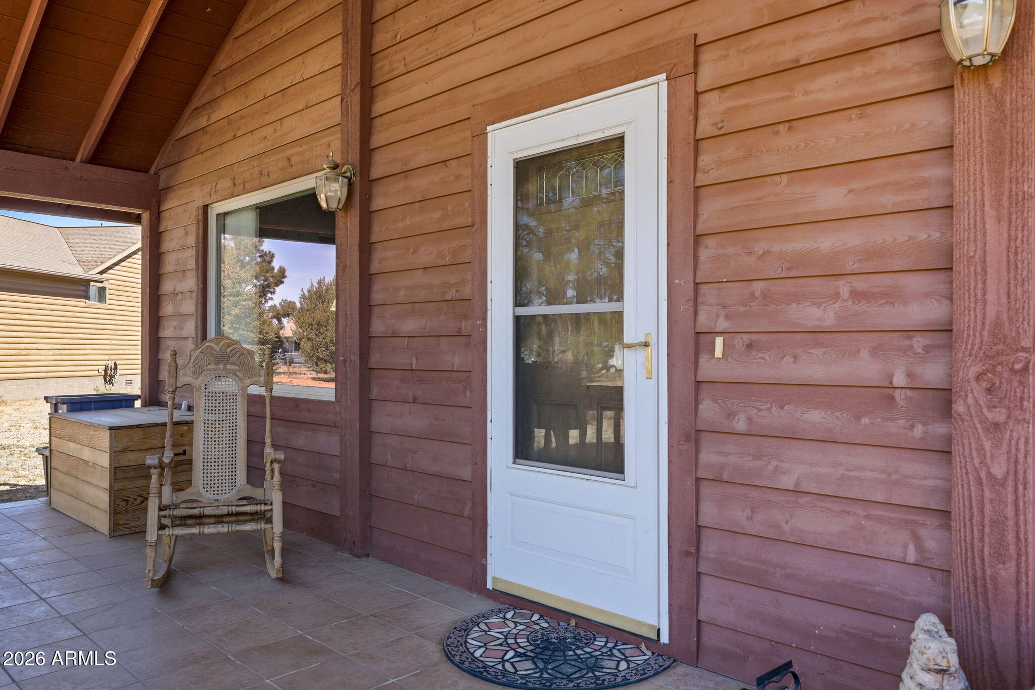2746 Pineview Court Overgaard, AZ 85933 - Photo 7 of 30 a room with furniture