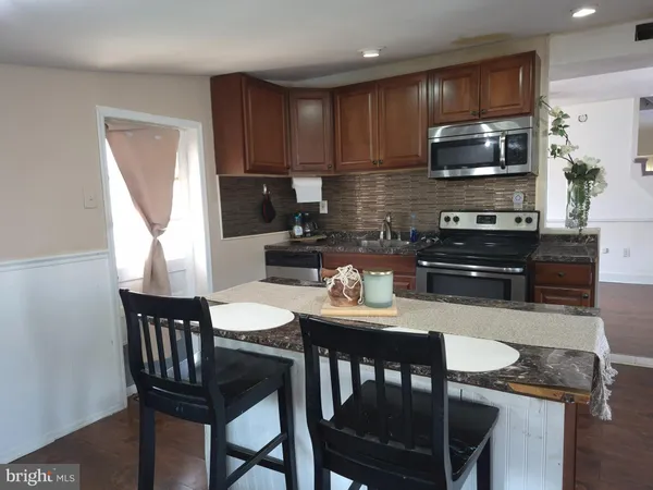 $205,000 | 916 Spruce Street, Collingdale, PA 19023