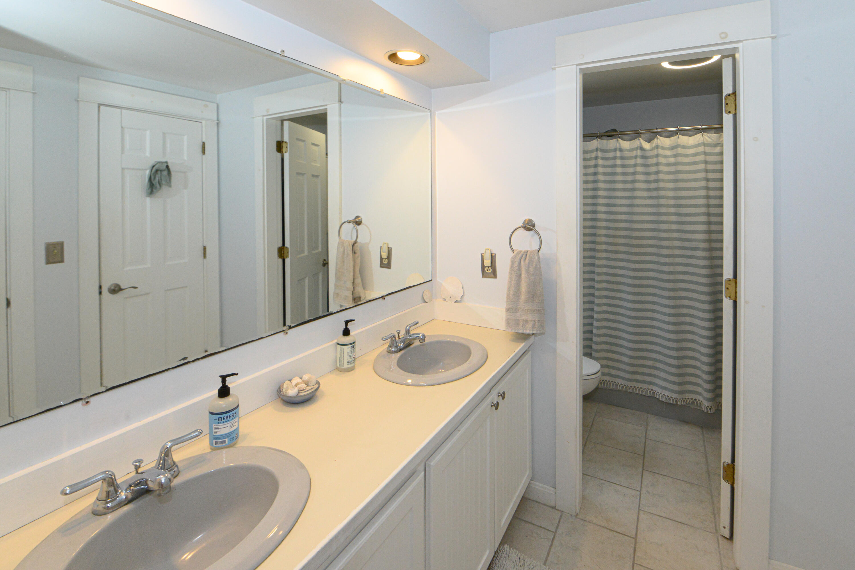 71 Lambs Mill Road Naples, ME 04055 - Photo 30 of 67 1st fl Master Bath