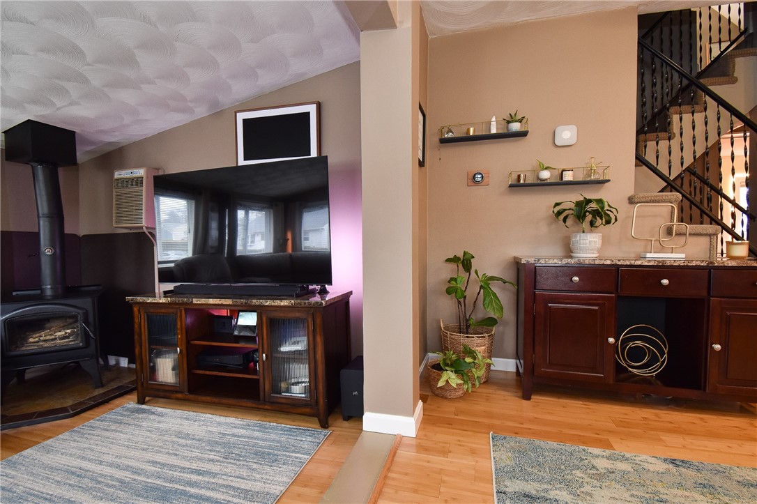 40 Arlee Street Warwick, RI 02889 - Photo 28 of 28 Open Floor Plan