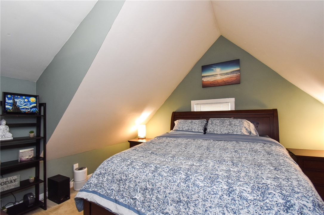40 Arlee Street Warwick, RI 02889 - Photo 17 of 28 Primary Bedroom