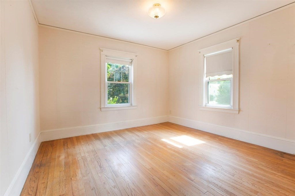 21 Osborne Road Medford, MA 02155 - Photo 16 of 28 Gallery Image 16