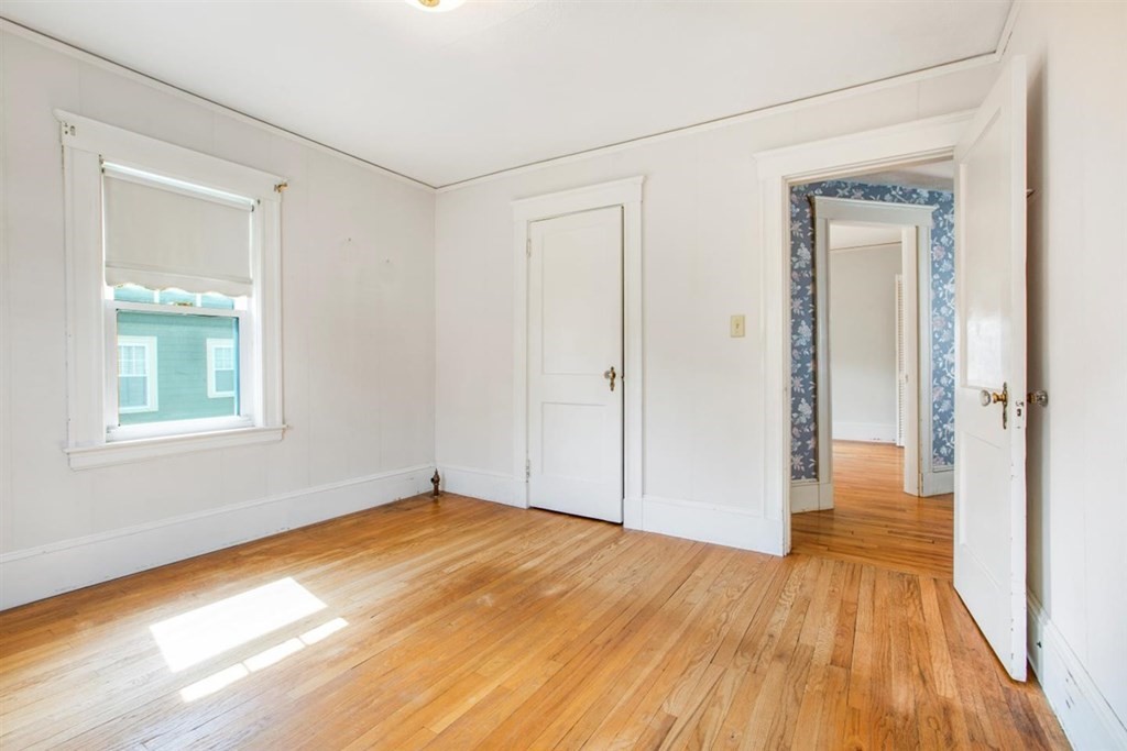 21 Osborne Road Medford, MA 02155 - Photo 17 of 28 Gallery Image 17