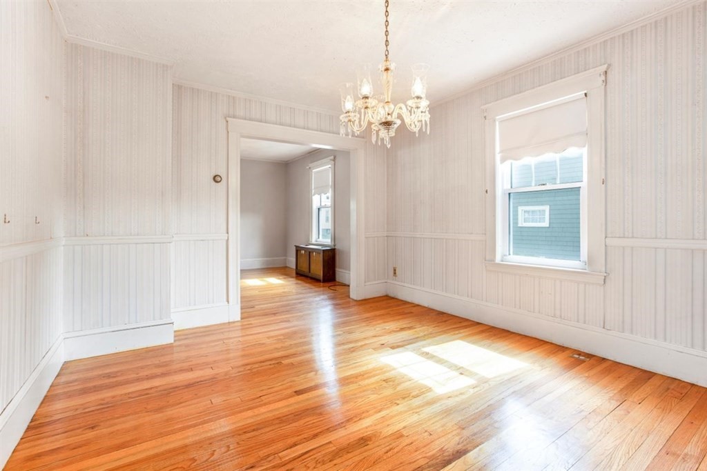 21 Osborne Road Medford, MA 02155 - Photo 5 of 28 Gallery Image 5