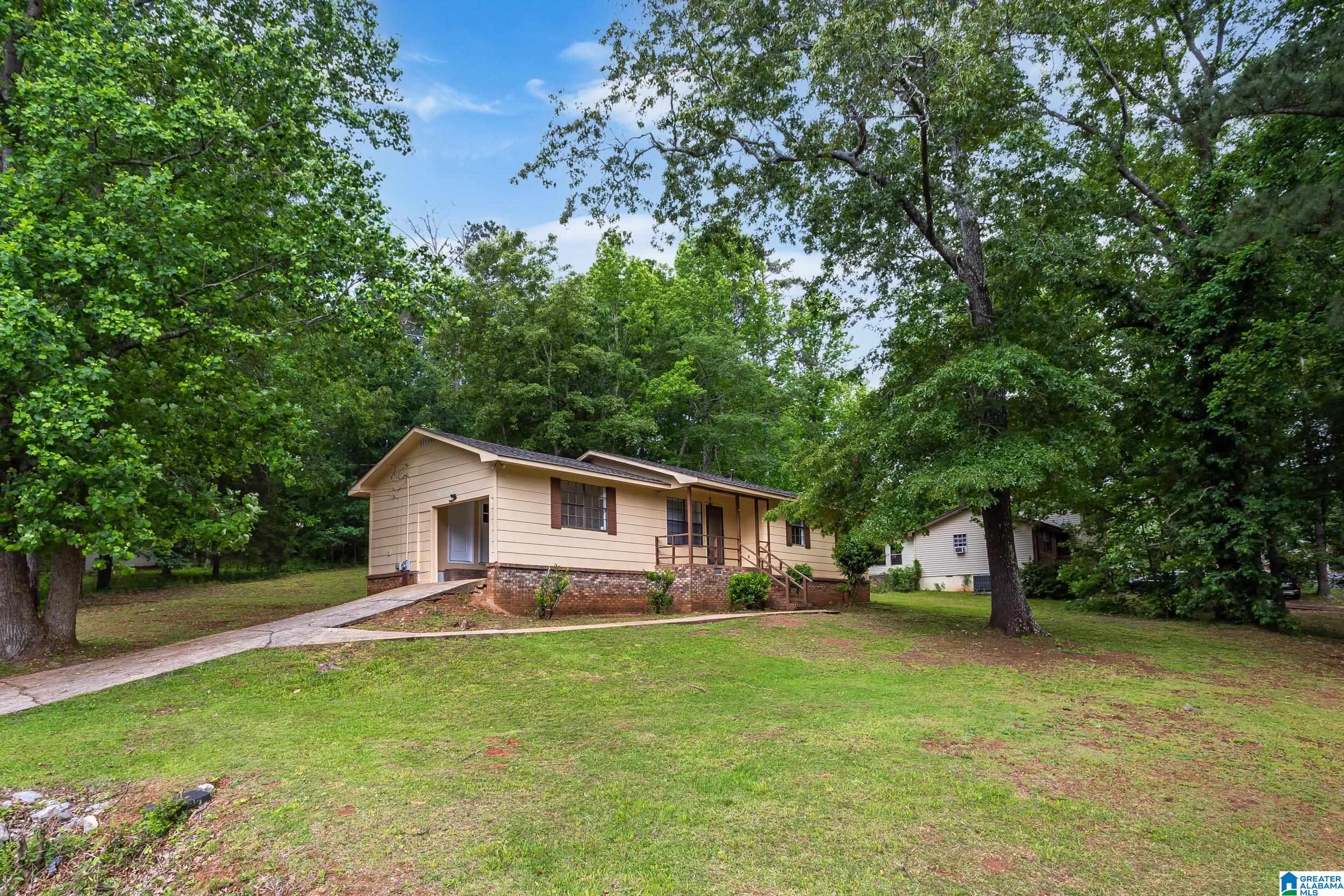514 West 64th Street Anniston, AL 36206 - Photo 2 of 33